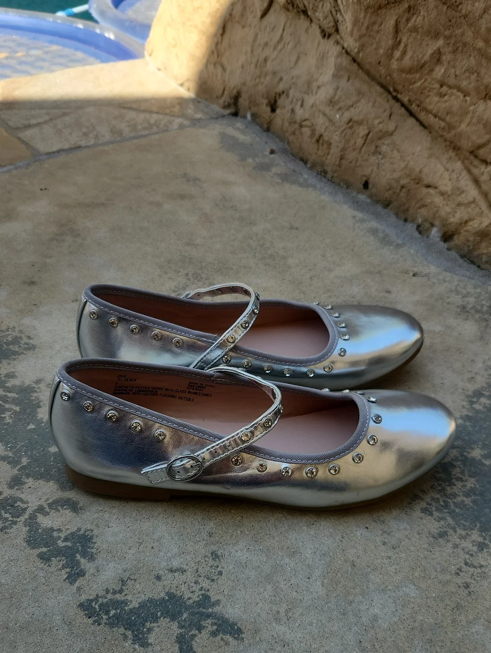 Steve Madden Silver Ballet Flats Size 4